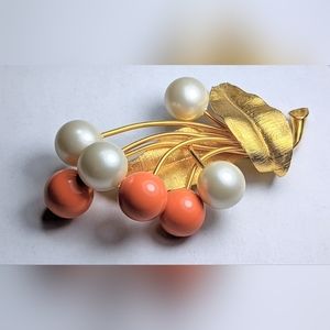Classic 1960's Faux Pearl and Gold Plated Marvella Floral/Berry Brooch